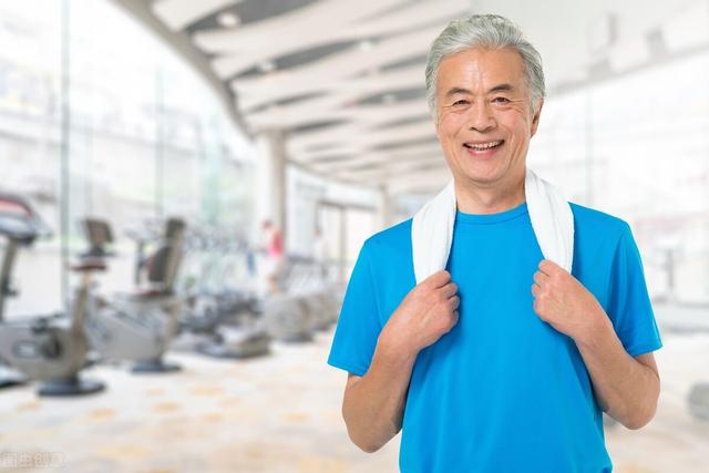 两位养生大师，终年均未超过60岁，反思：这4种养生误区要避开