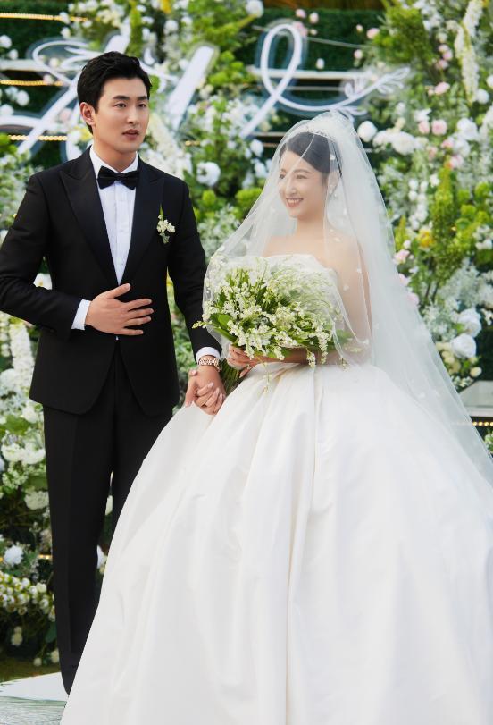 林更新高圆圆什么关系(林更新与高圆圆的关系)-天晟网