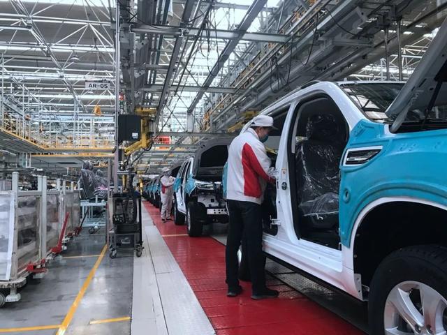 河北首富不再是王玉锁，新首富身价达2015亿，一年净赚53.62亿