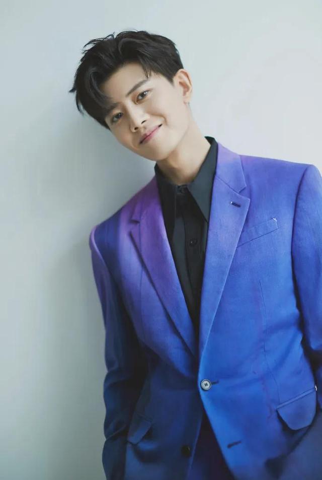 任嘉伦不化妆照片（任嘉伦不化妆图片）