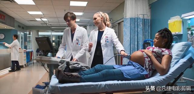 良医：双胞胎婴儿在肚子里互相争斗，打得火热朝天，最后哥哥赢了