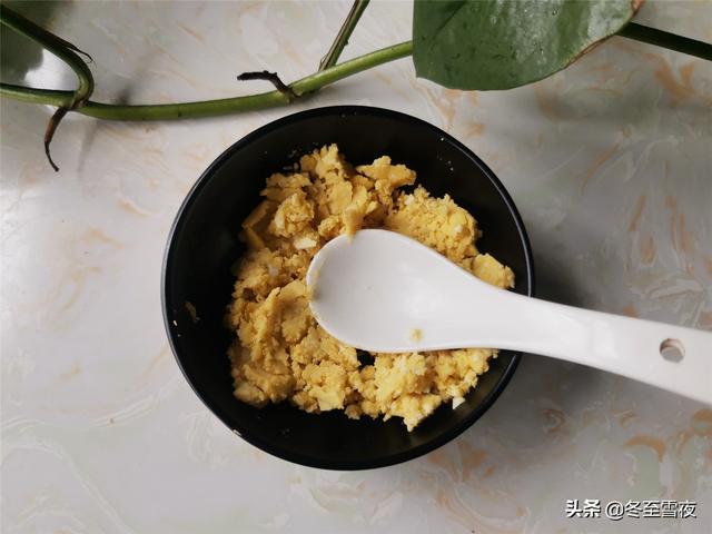 蛋黄焗南瓜的做法