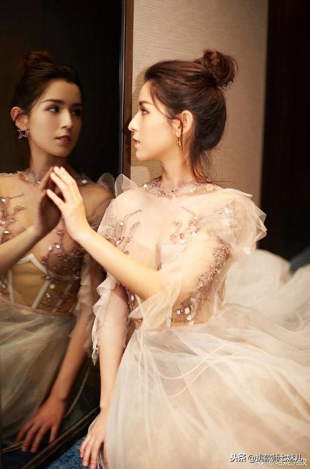 哈妮克孜礼服图片