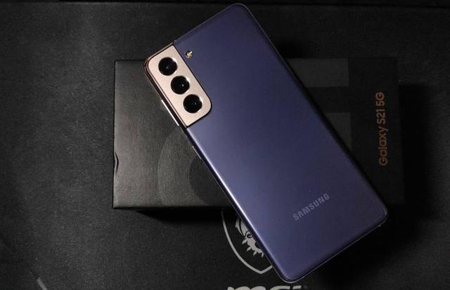 Galaxy S21梵梦紫体验报告：实力不俗，更爱颜值