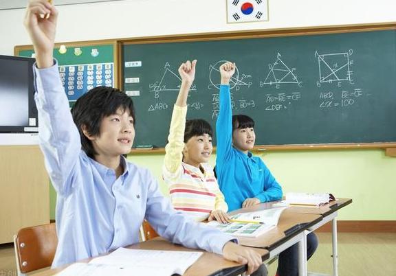 久坐带来的危害，家长记得提醒孩子避开