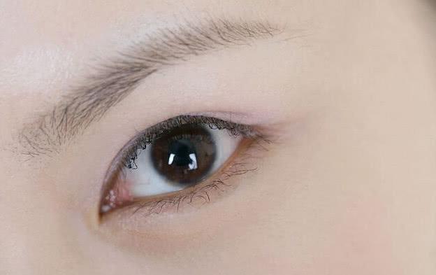 心理测试:三种眉毛,哪一种最像你?测你这辈子是什么命