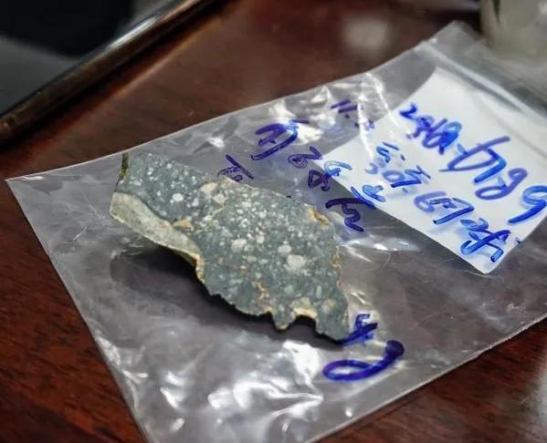 如何辨别砭石真假
