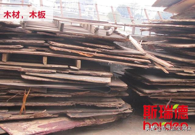 包含斯瑞德破碎机噪音的词条
