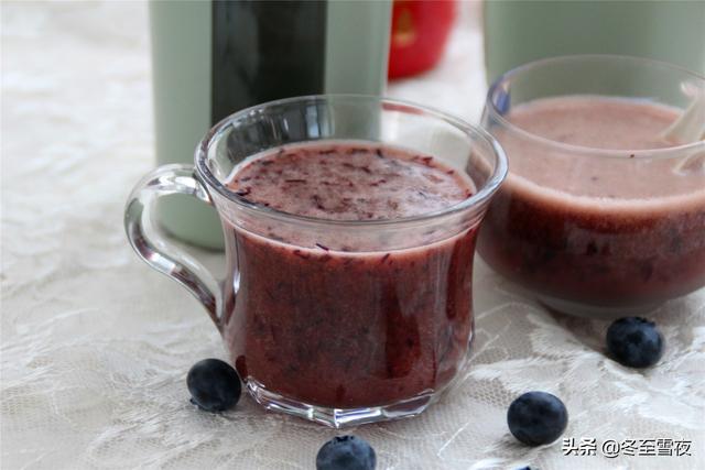 用蓝莓做果汁，怎样搭配好喝又营养，这样搭配清凉爽口味道好