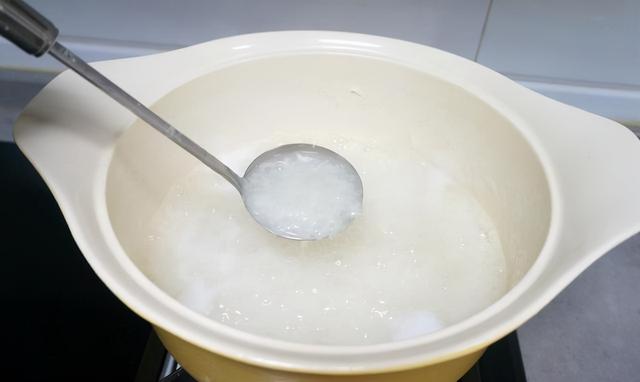 吃早饭不建议喝大米粥？提醒：除了大米粥，这4物在早上也请少吃