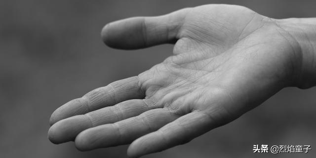 特斯拉CEO马斯克免费开放特斯拉汽车所有专利技术，阴谋or阳谋？