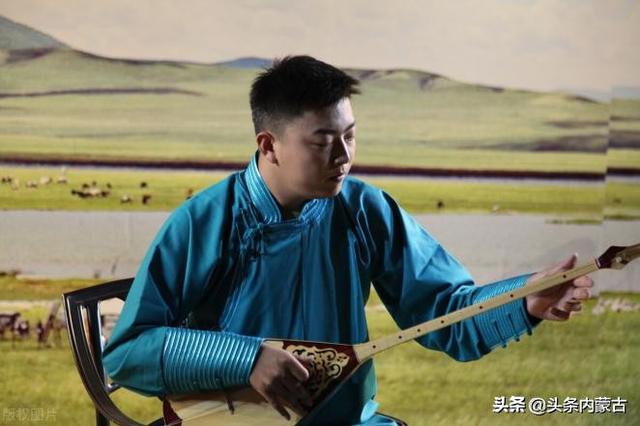 蒙古族歌曲鸿雁原唱者是谁