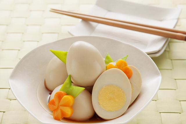 王大爷每天早上一个水煮蛋，坚持2个月，身体有什么变化？