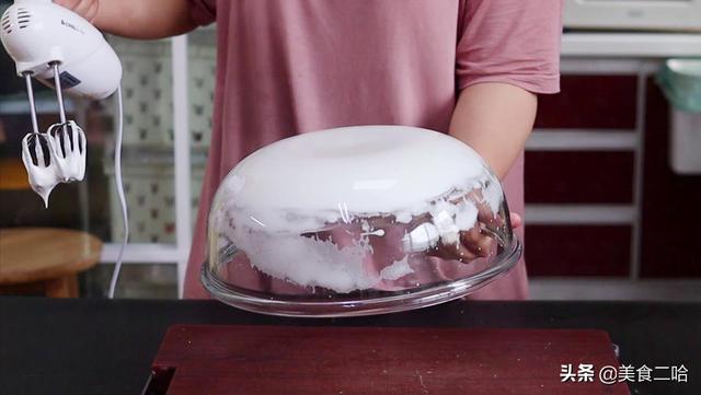 蛋糕的模具可以用什么代替？无蛋糕模具用什么代替，转给你的好友也看看