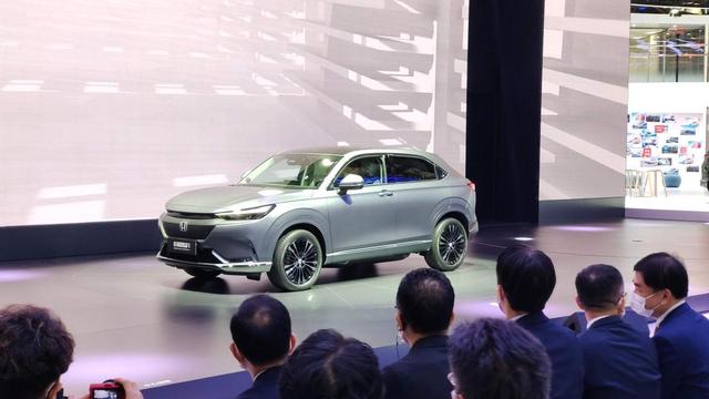 终于“国风”压倒“西风”！国产新能源车主导2021广州车展