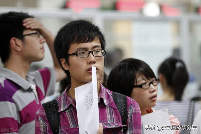 2021年，推荐大学生毕业做建筑专业好吗？