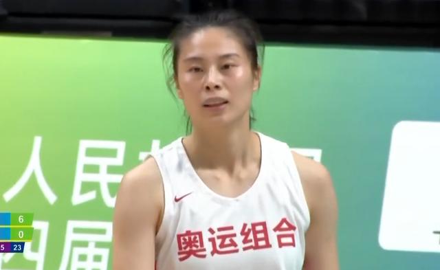 中国女篮48分大胜夺冠，球迷吐槽：奥运会失利，来全运会找自信