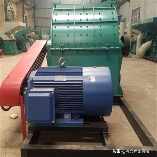 小型柴油机石子破碎机视频