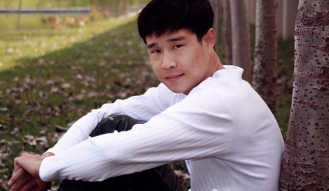 40岁的小沈阳，走到今天该怪谁呢？成于赵本山败于自己