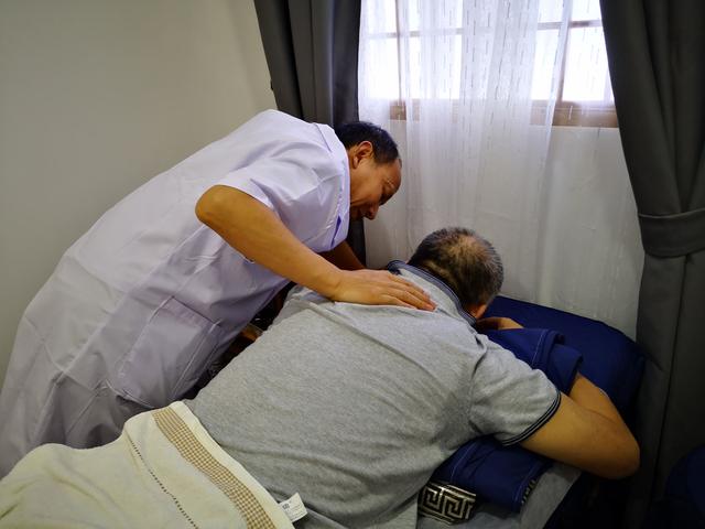 有水泡角化型脚气咋办