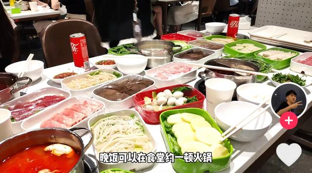 年薪40万的腾讯实习生作息表流出，我才知道什么叫人间真实