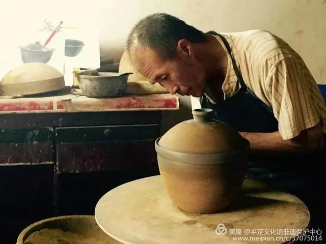手锤制砂机视频
