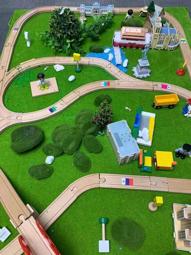 玩具车还能玩出编程指令，超多场景玩法，“秒杀”乐高积木