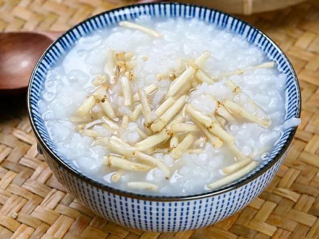 入冬后记得给孩子吃8种“维生素冠军”，我家常吃7种，你家呢？