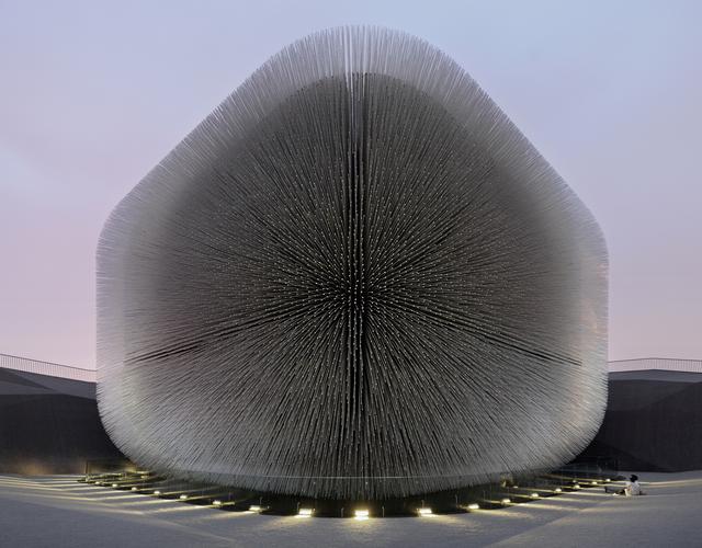 迪拜的建筑工程立靣展显