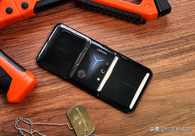 联想让人意外，18G+256G突降1300元，5500mAh+八指操控