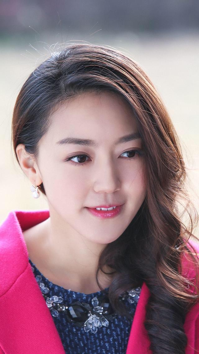 黄梦莹好看吗黄梦莹到底有多漂亮