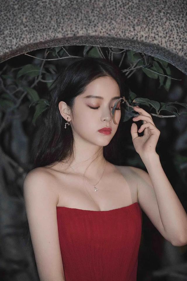 2020中秋晚会欧阳娜娜(2020中秋晚会欧阳娜娜节目)