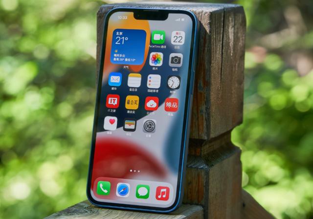 苹果到底多赚钱？iPhone只是冰山一角，华米OV并无还手之力