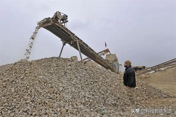 采石场大型破碎机视频的简单介绍