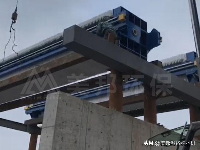 压滤机污泥泵盘根处加水密封_污泥压滤机专用泵