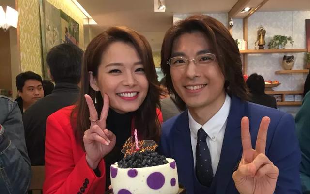 TVB热播剧《开心速递》最让人期待情侣刚在一起就分手？