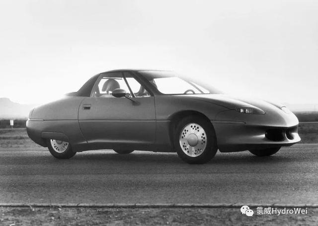 一百年前电动汽车被内燃机淘汰，电动汽车能源会是氢能还是锂电