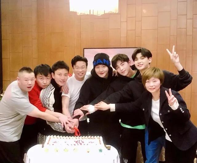 黄明昊的所有综艺节目（黄明昊的所有综艺节目真人秀）