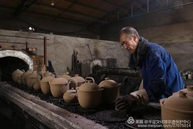 手锤制砂机视频