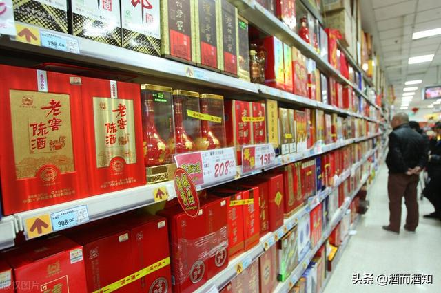 白酒新国标颁布，“酒精酒”退出白酒历史舞台，此举意欲为何？