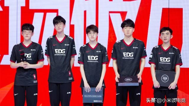 LOL全球战队实力榜重排:前10有6支LPL队伍，RNG成FPX夺冠唯一对手