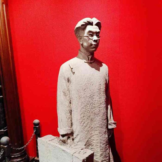 上海解放，李白烈士遗体被发现，公安从国民党嘉奖档案里挖出真凶