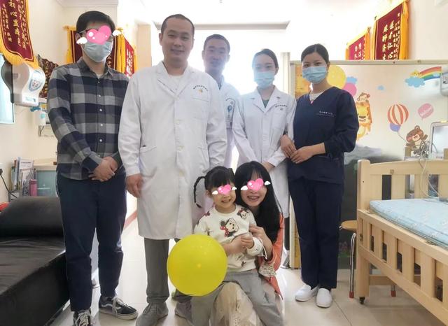 4岁娃17颗蛀牙！来这儿不哭不闹，补完牙还背起了诗