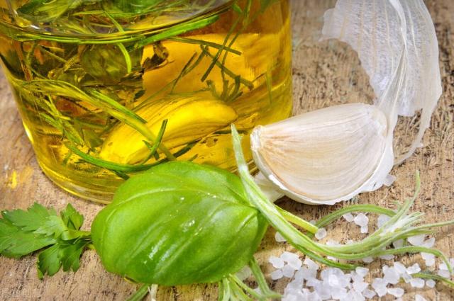 迷迭香姜茶：老中医一年四季都在喝的养肝茶，拯救头痛，告别落枕