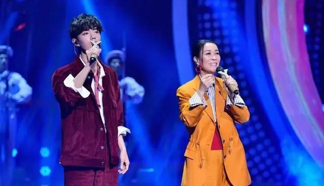 关晓彤祖上是做什么的(关晓彤祖上是什么人)