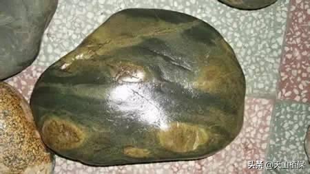 吐鲁番河卵石制砂机