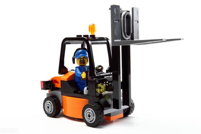 叉车驾驶证哪里有报名考试的地方需要持证上岗