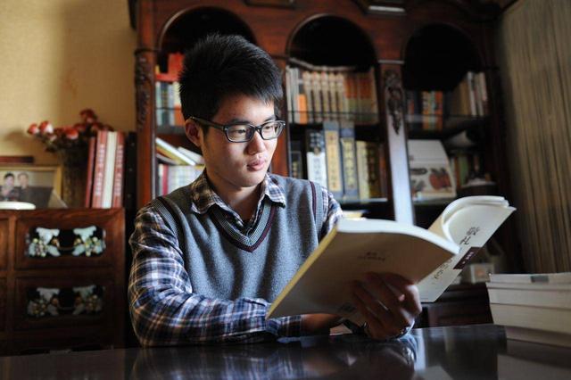 北大硕士创业遭董明珠怒斥：书白读了！后来靠卖米粉狂赚5亿元