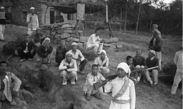 1952年，湖南枪决一反革命，省副主席之女高呼枪下留人，他是谁？