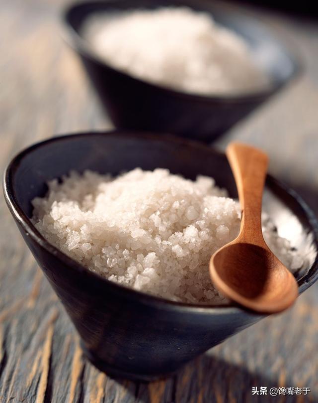 食用盐，该吃海盐还是精盐？二者区别很大，搞懂了再吃有助于健康